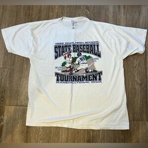 Vintage 1999 Iowa state baseball tournament T-shirt